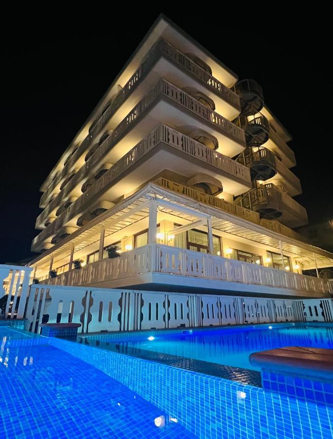 Hotel Savoy Caorle Extérieur photo