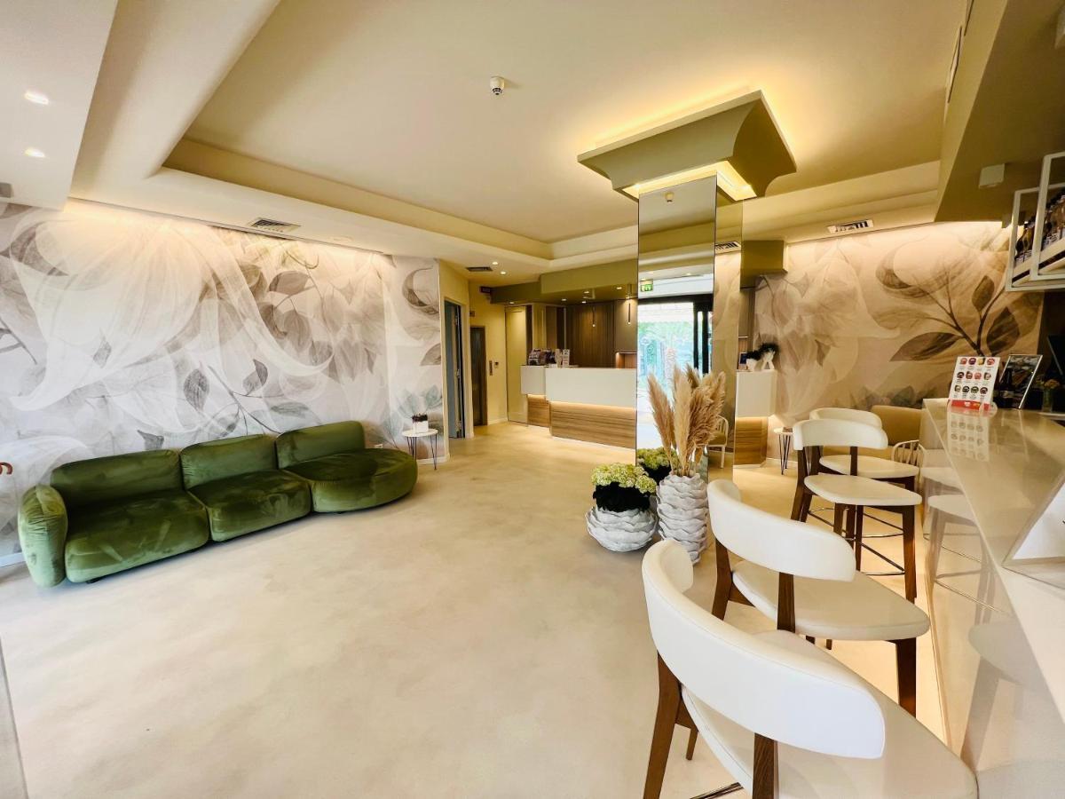 Hotel Savoy Caorle Extérieur photo