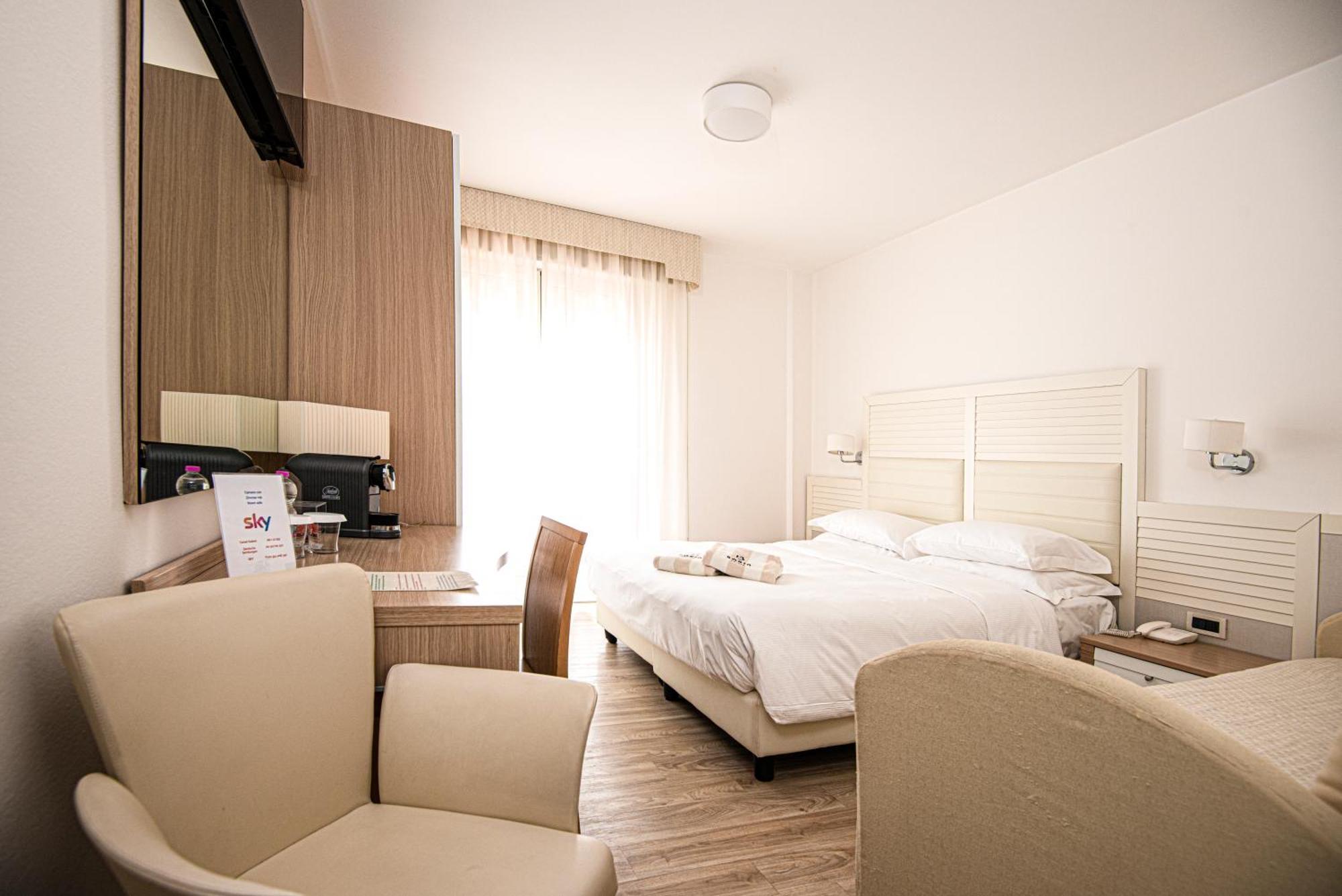 Hotel Savoy Caorle Extérieur photo