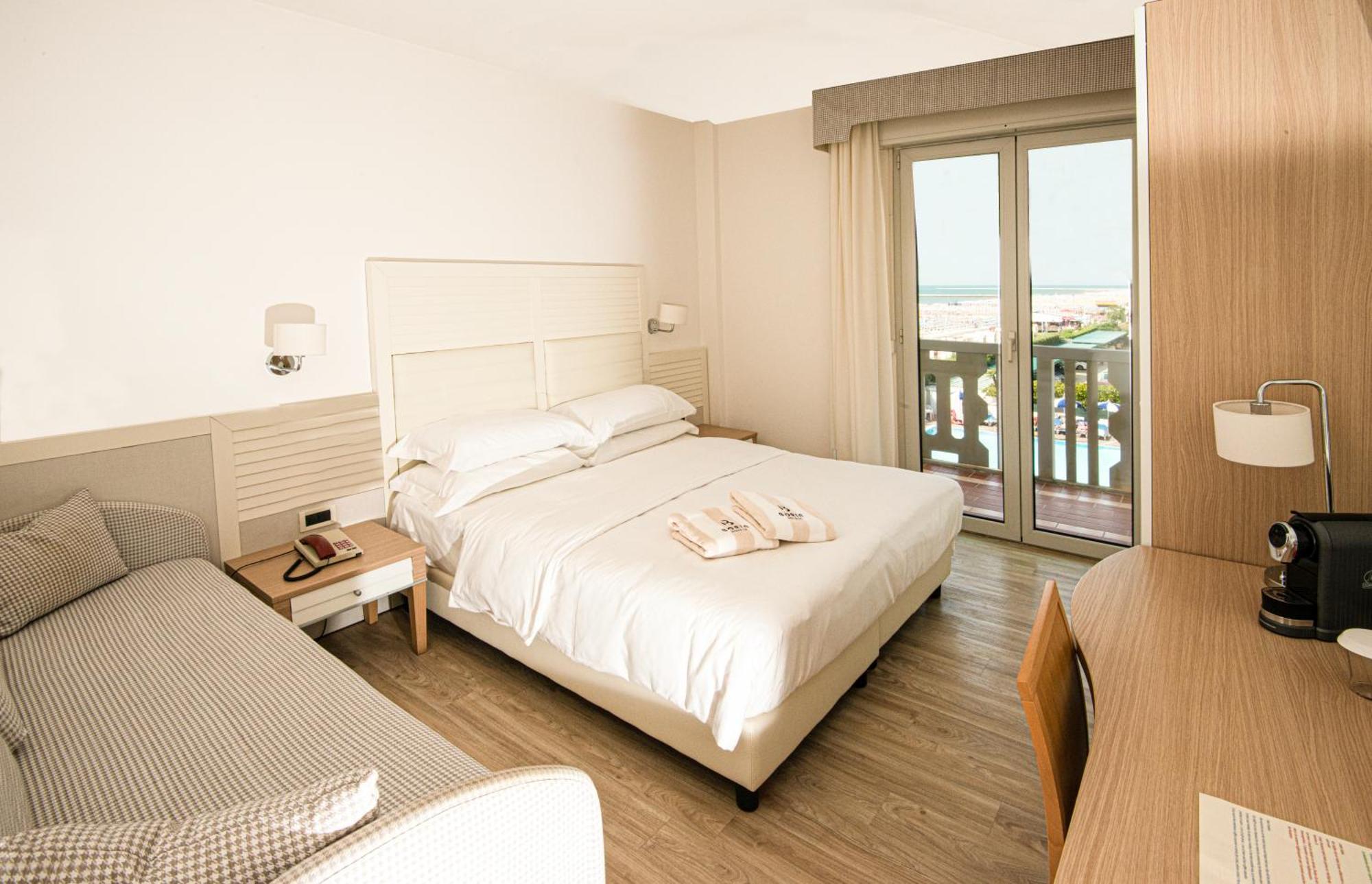 Hotel Savoy Caorle Extérieur photo