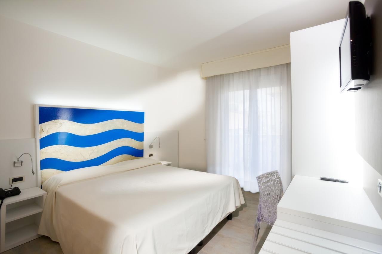 Hotel Savoy Caorle Extérieur photo