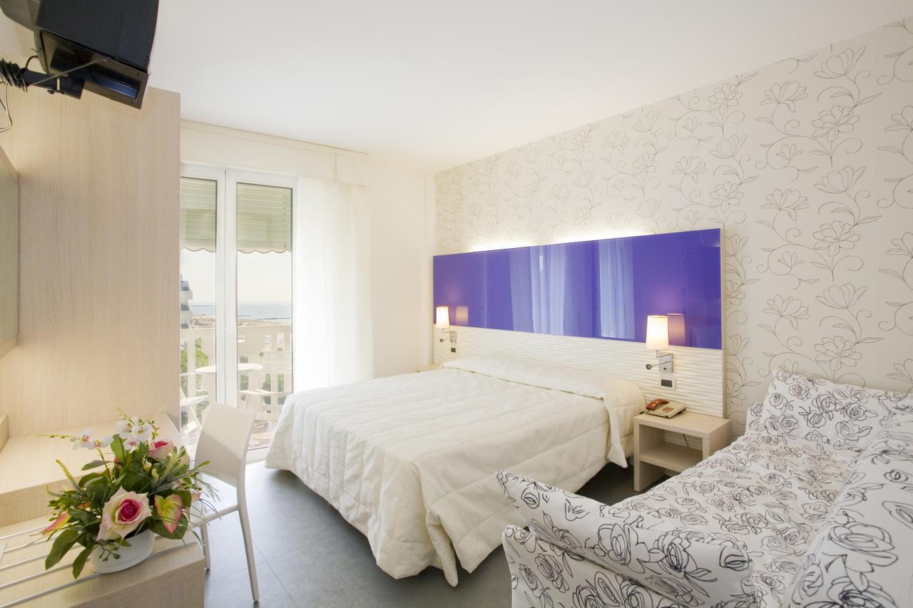 Hotel Savoy Caorle Extérieur photo